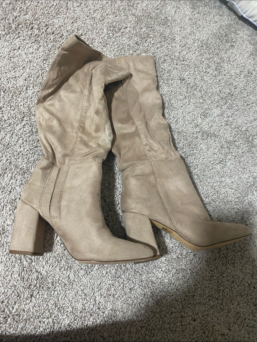 Women's Slouchy Tan Suede Mid-Heel Boots